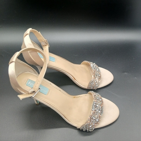 Blue by Betsey Johnson Women's Sb-Gina Dress Sandal - Champagne​​​ - Picture 3 of 8